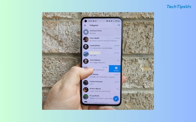Cách ẩn trò chuyện trong Telegram trên điện thoại, PC cực dễ Tại sao nên ẩn trò chuyện trong Telegram?