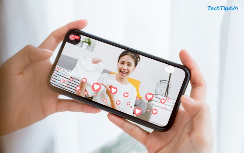 Mua Follow TikTok có an toàn không? Hướng dẫn mua đúng cách mua follow tiktok