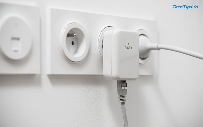 Top 5 giải pháp wifi cho nhà 3 tầng giúp sóng khỏe – phủ đều Giải pháp wifi cho nhà 3 tầng: Bộ điều hợp Powerline