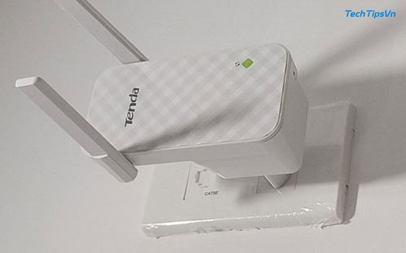 2 Cách cài đặt kích sóng Wifi Tenda A9 đơn giản trong 5 phút Hướng dẫn cài đặt kích sóng Wifi Tenda A9 bằng điện thoại bước 1